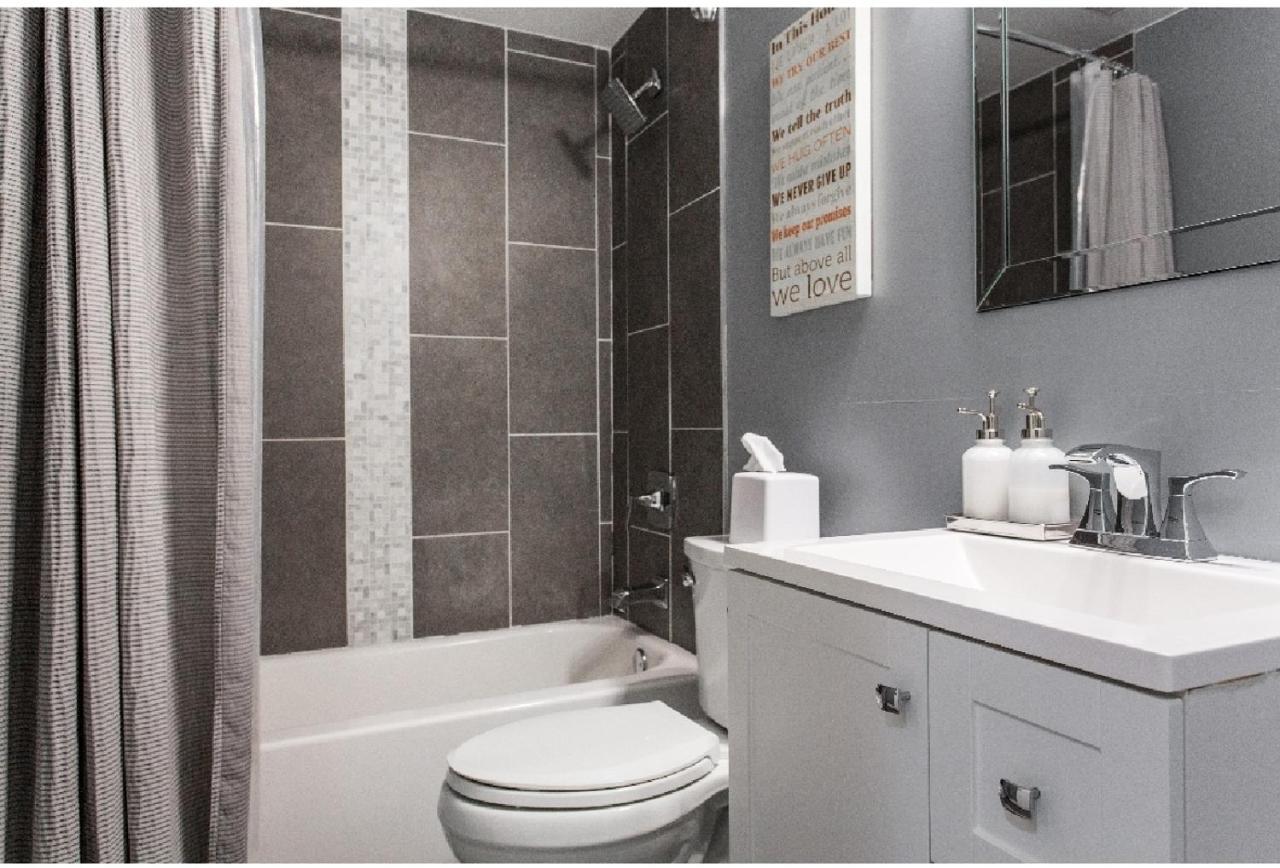 Forrestville Ave Large Suite Chicago Ngoại thất bức ảnh